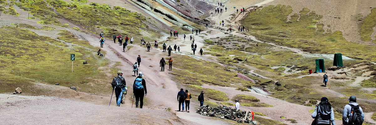 Tour Montaña de 7 colores y el Valle Rojo en Cusco